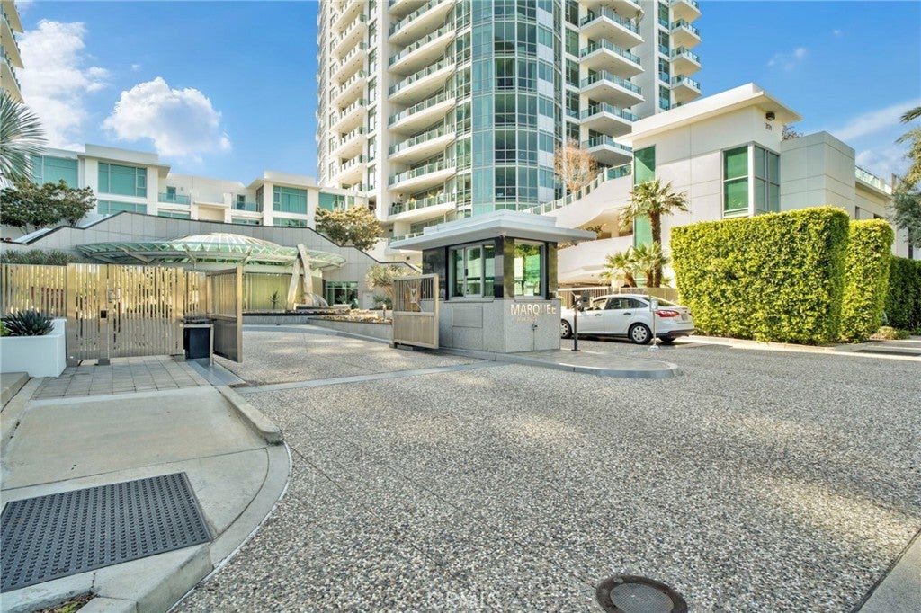 Photo of Listing #SR25069140