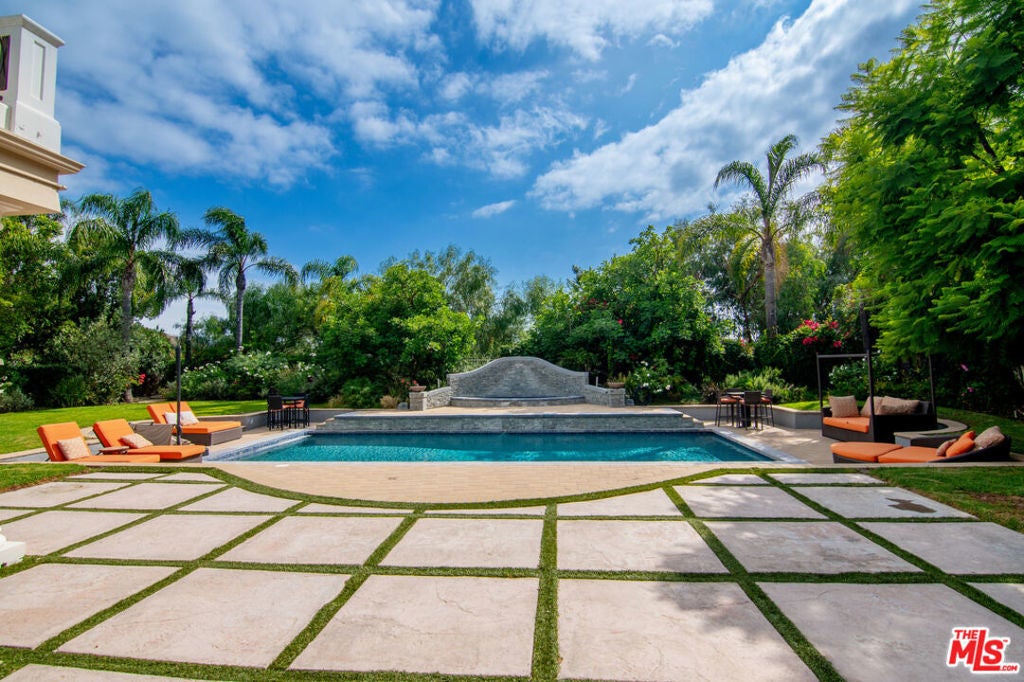 Photo of Listing #25529029