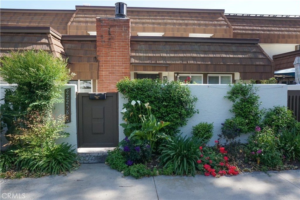 Photo of Listing #SR25089910