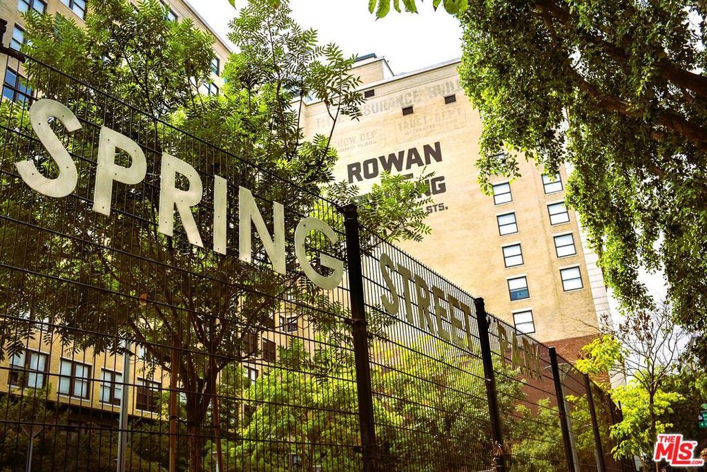 Photo of Listing #25528854