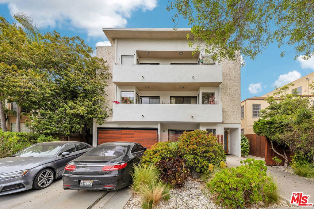 Photo of Listing #25529755