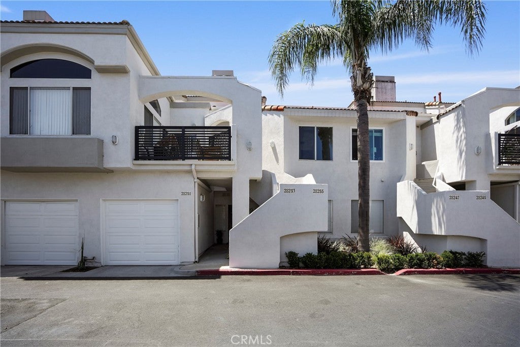 Photo of Listing #OC25090181