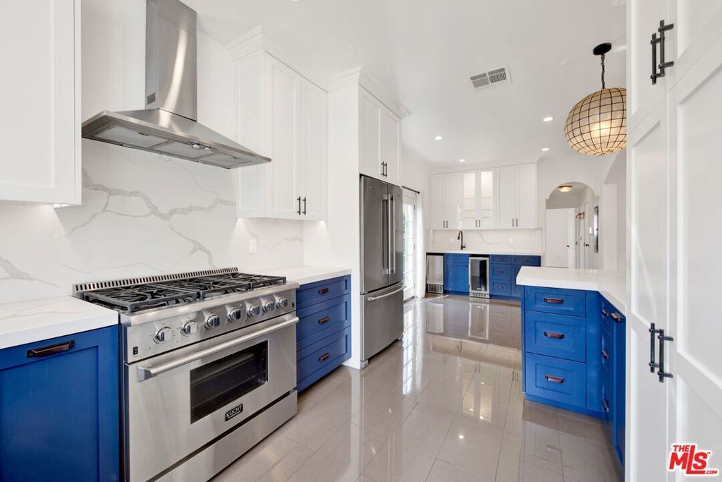 Photo of Listing #25529277