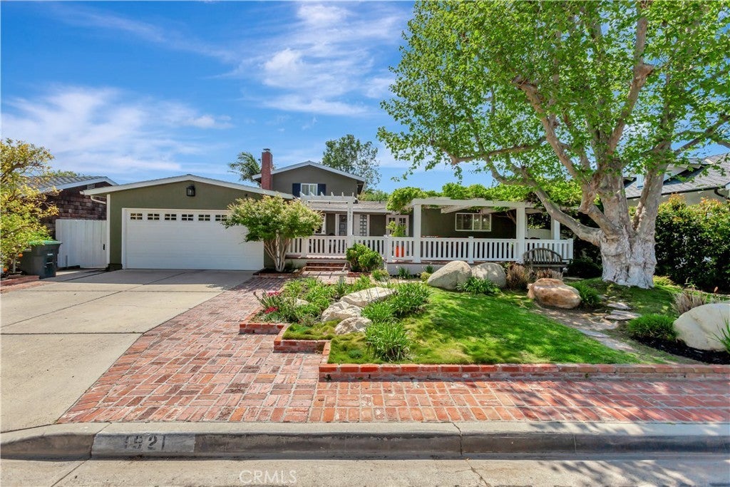 Photo of Listing #NP25089828