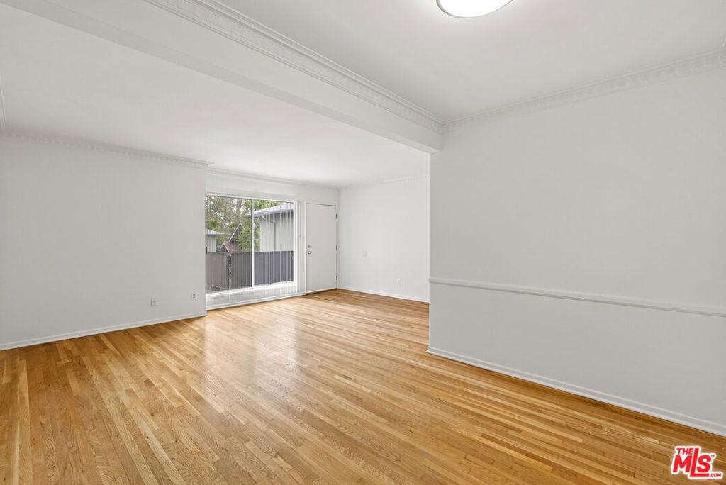 Photo of Listing #25529539