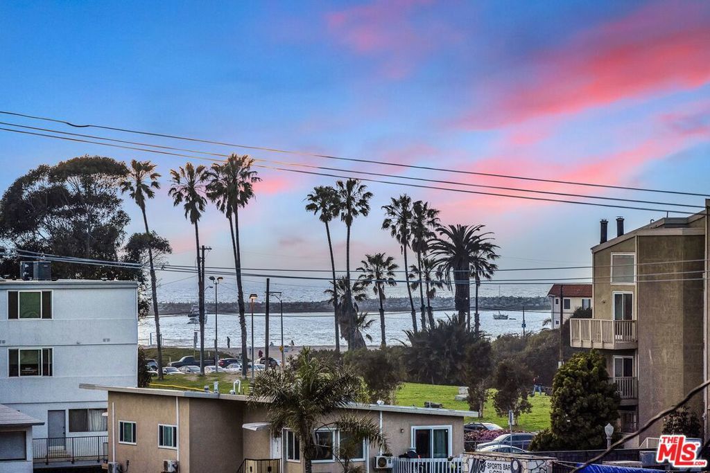 Photo of Listing #25529769