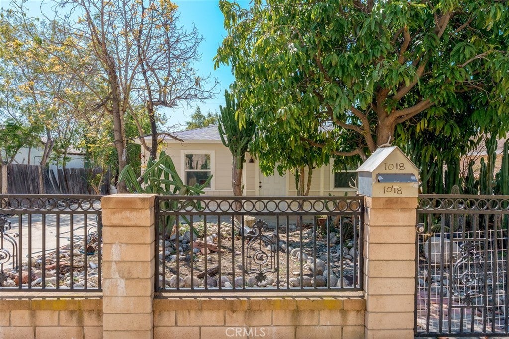 Photo of Listing #CV25091071