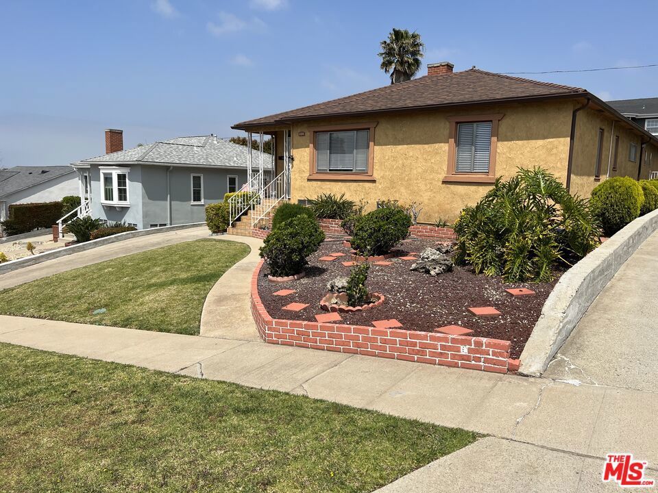 Photo of Listing #25528477