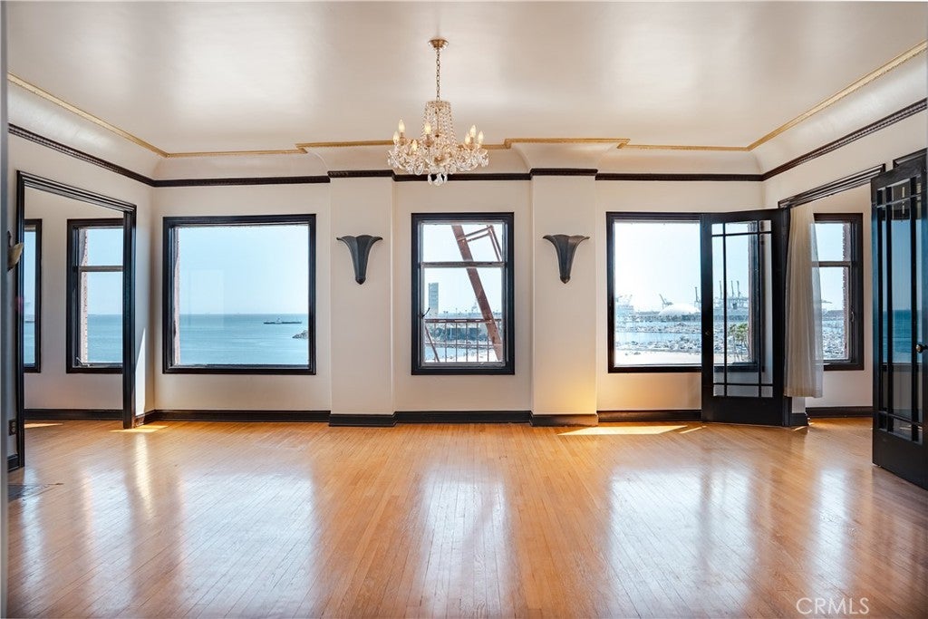 Photo of Listing #OC25091036