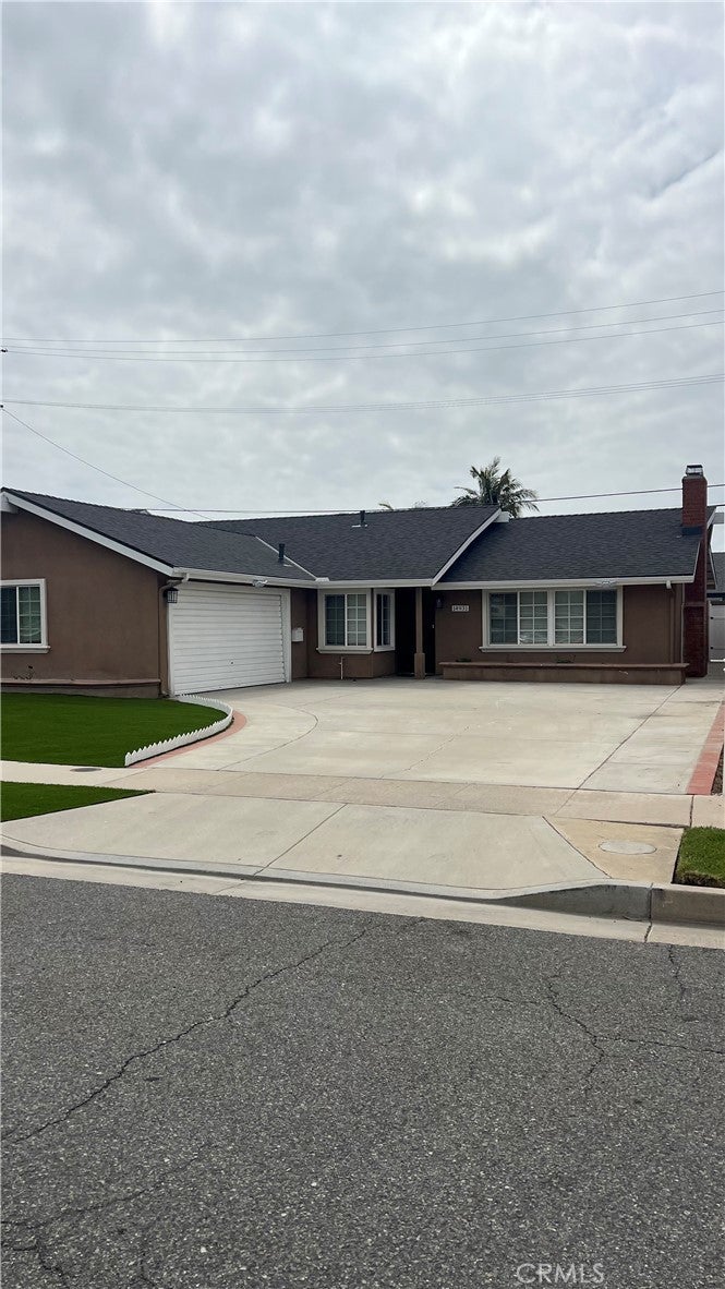 Photo of Listing #PW25091450