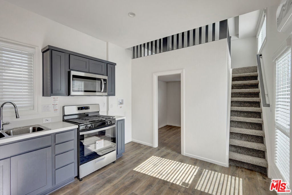 Photo of Listing #25530663