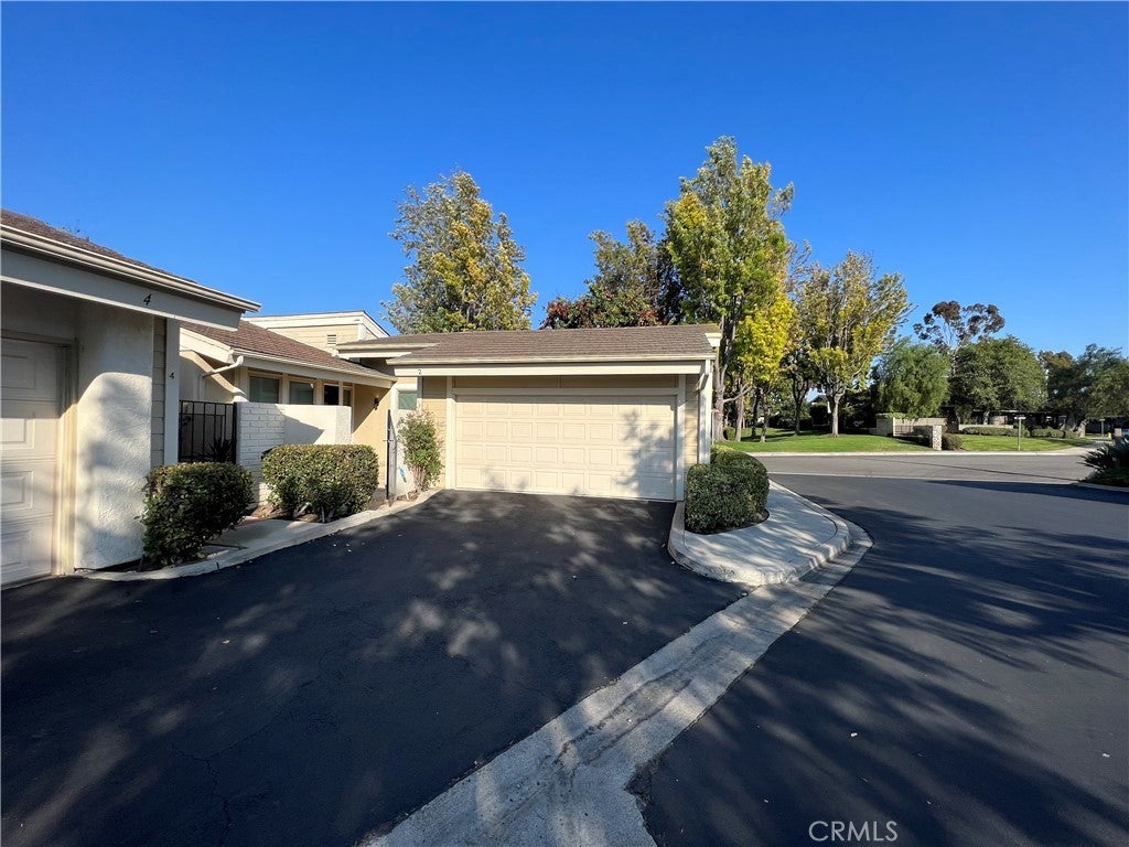 Photo of Listing #OC25092102