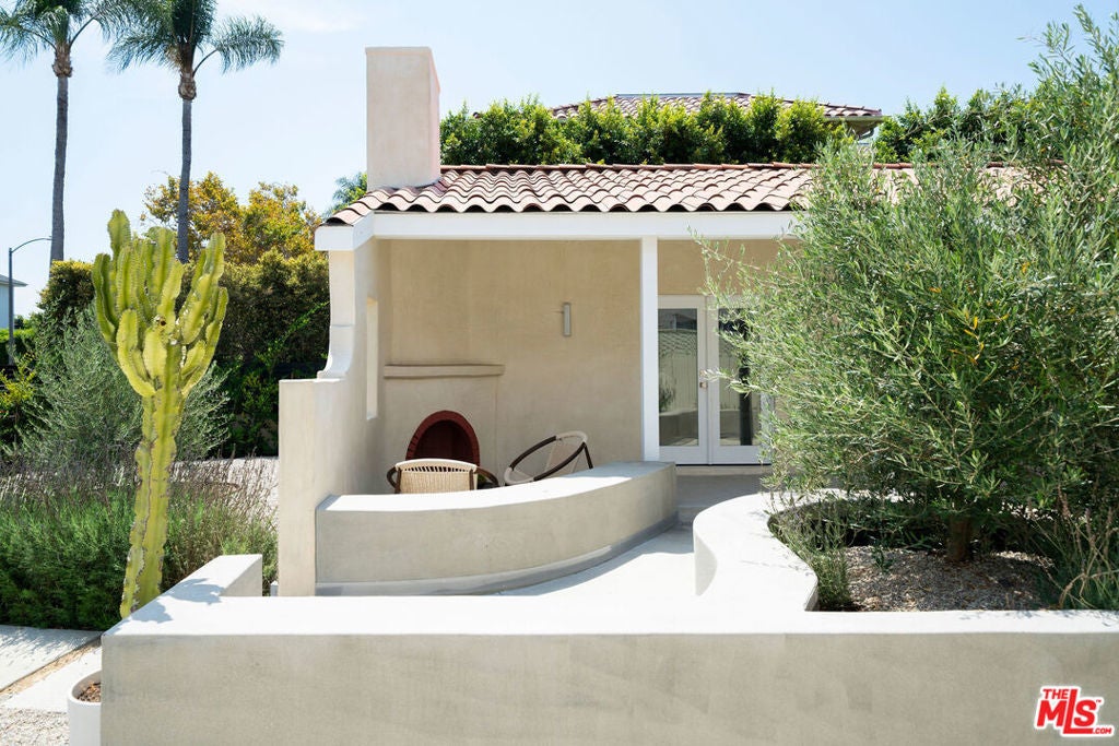 Photo of Listing #25530767