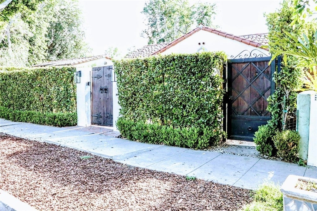 Photo of Listing #SR25002558