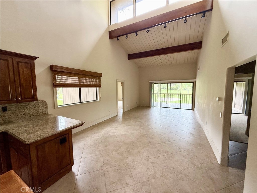 Photo of Listing #OC25086038