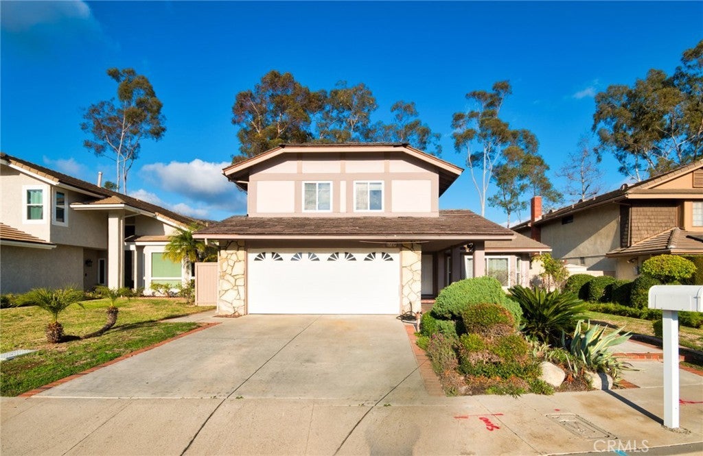 Photo of Listing #IV25092783