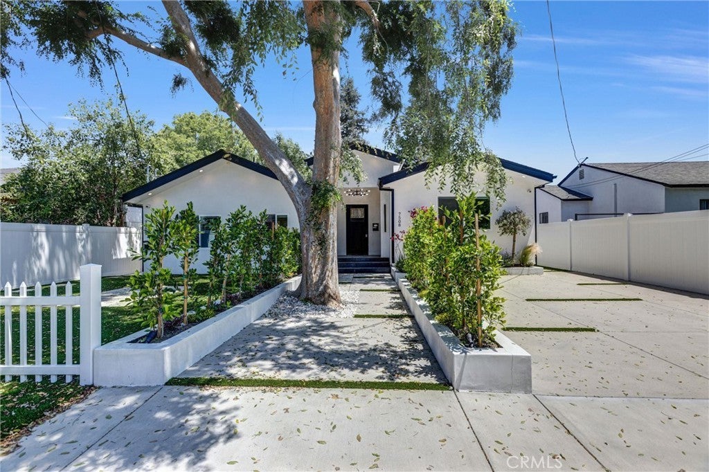 Photo of Listing #SR25092922