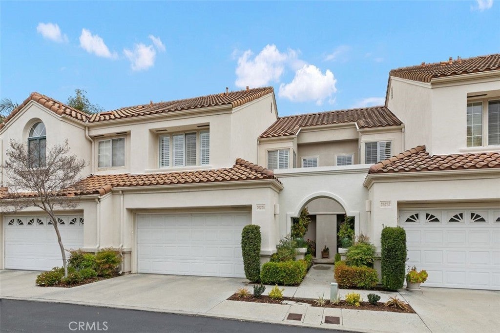 Photo of Listing #OC25091379