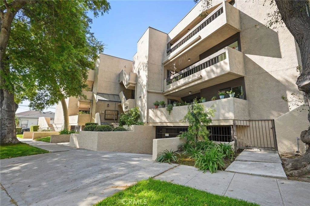 Photo of Listing #SR25093658