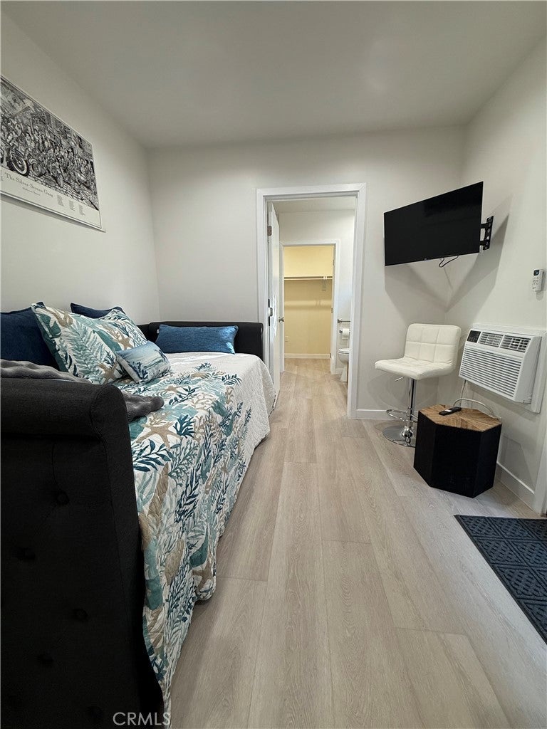 Photo of Listing #SB25093263