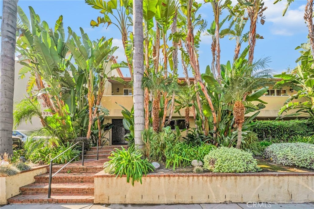 Photo of Listing #SR25094005