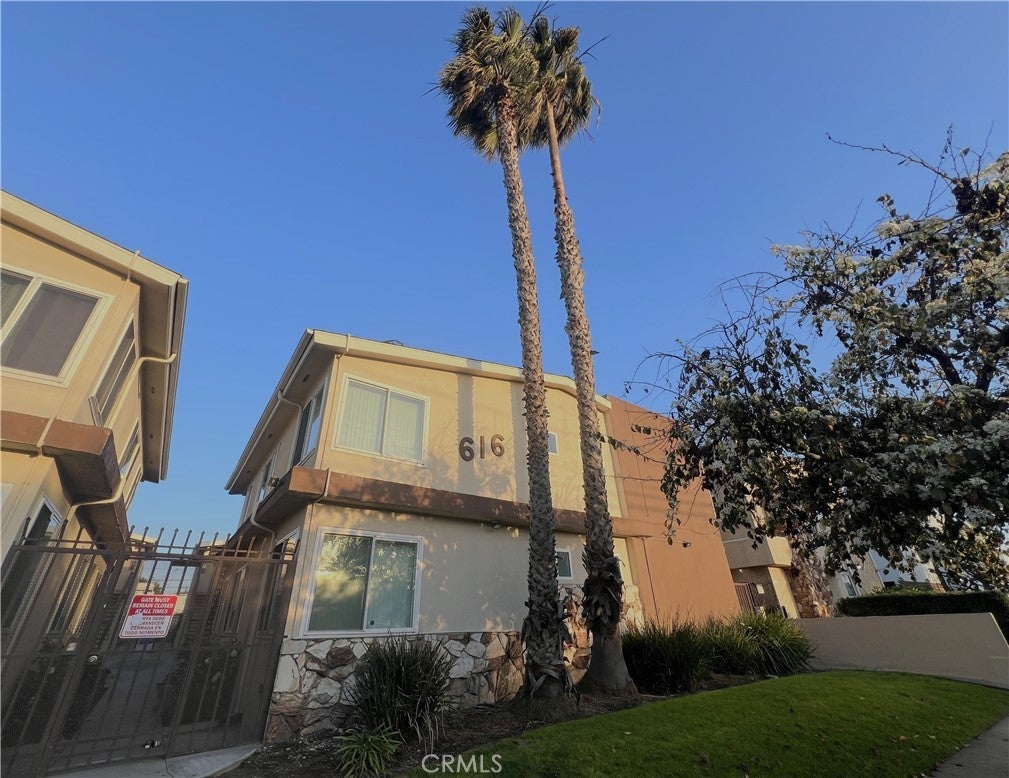 Photo of Listing #SB25094107