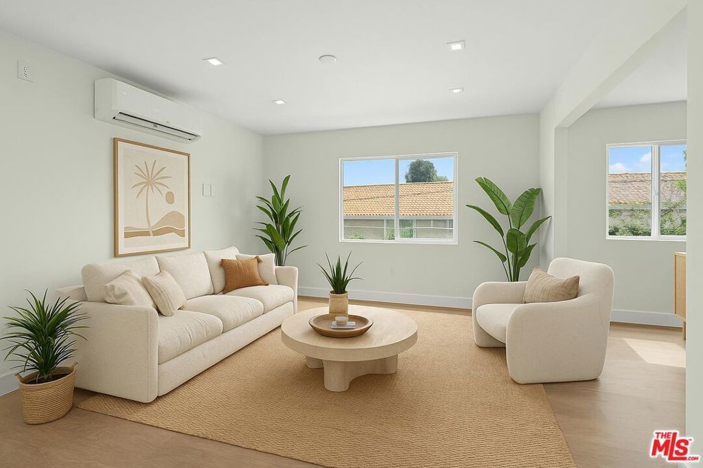 Photo of Listing #25531989