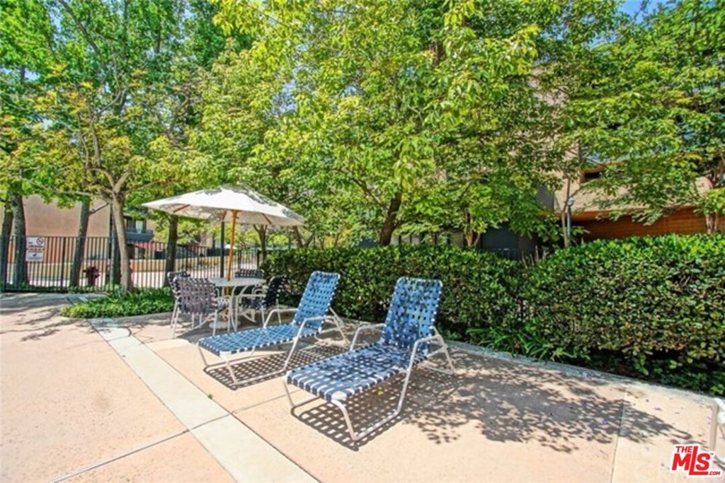 Photo of Listing #25532445