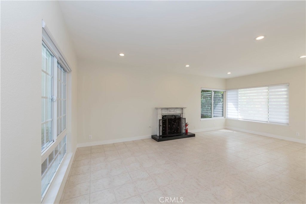 Photo of Listing #PW25093714