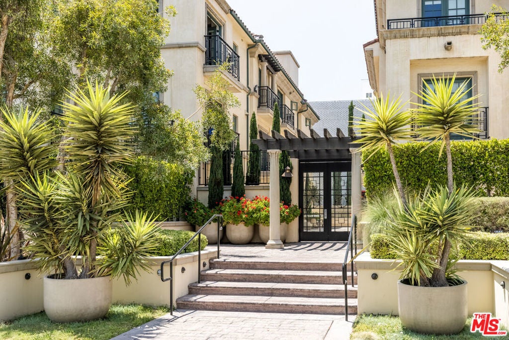 Photo of Listing #25531729