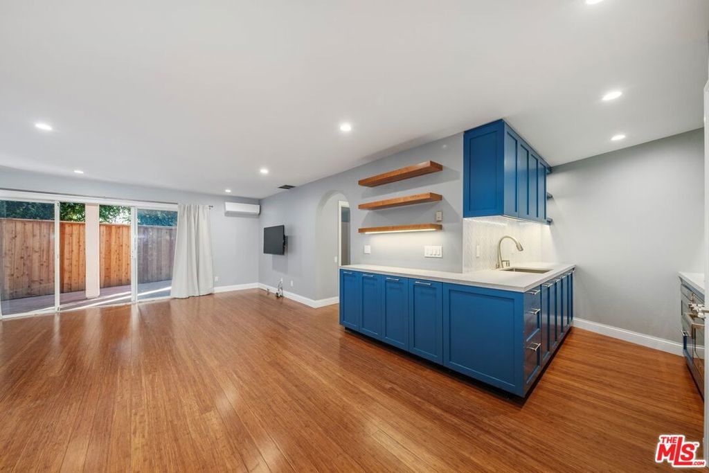 Photo of Listing #25533183