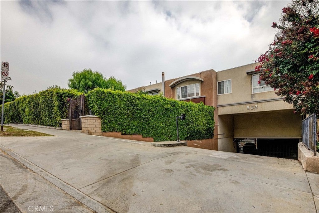 Photo of Listing #PW25096731