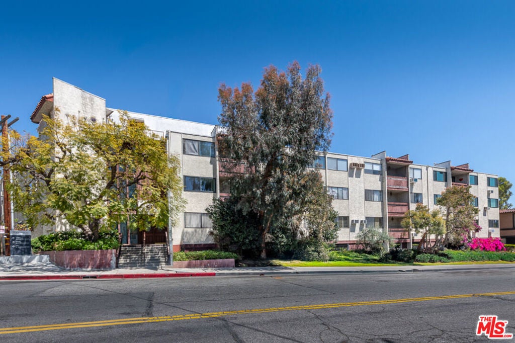 Photo of Listing #25515043