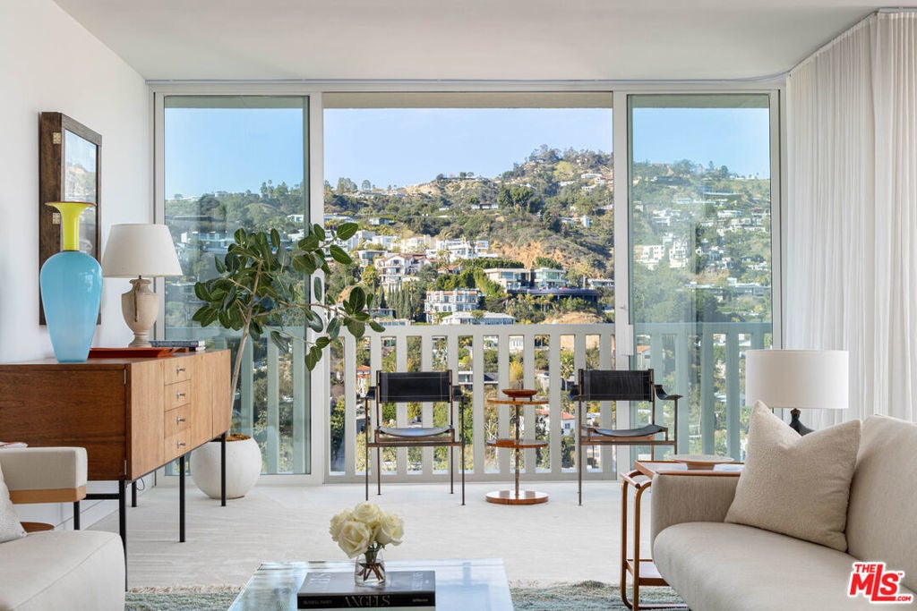 Photo of Listing #25533463