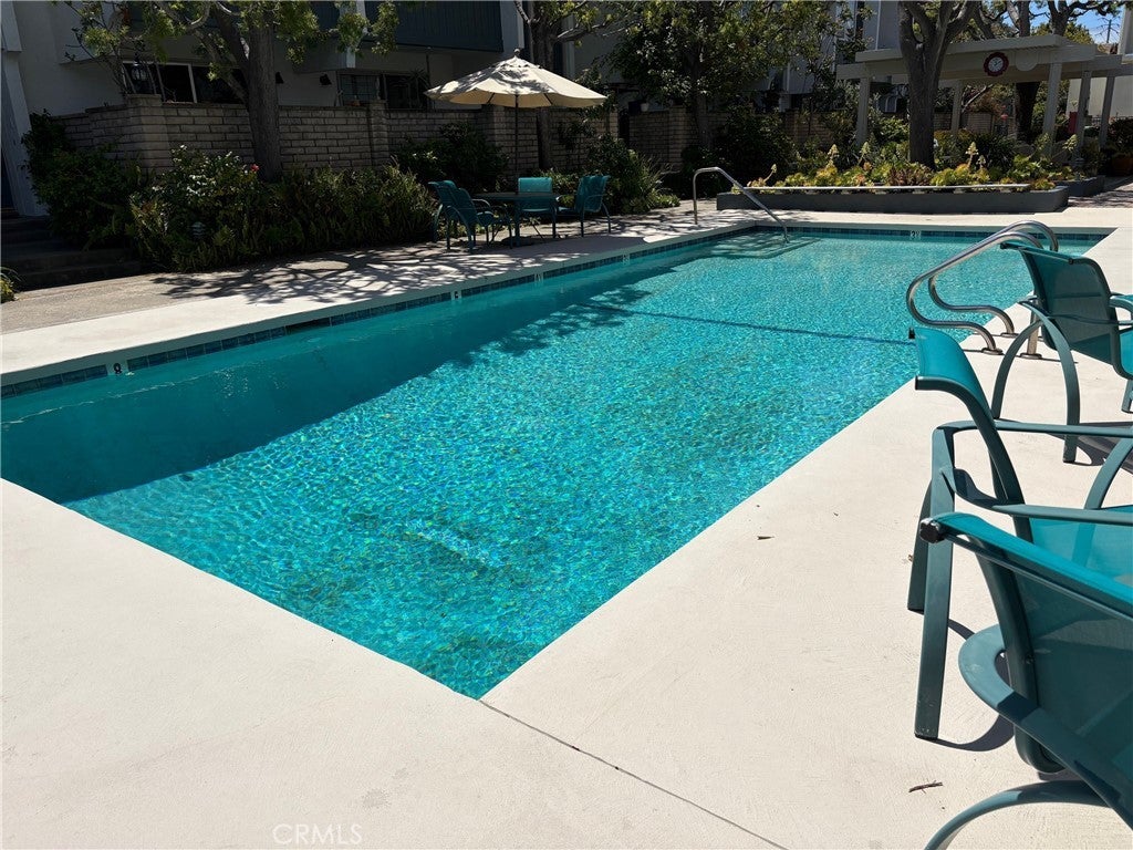 Photo of Listing #SB25094182