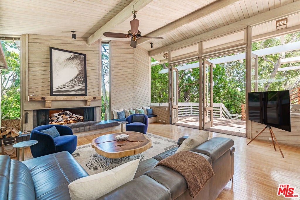 Photo of Listing #25533285