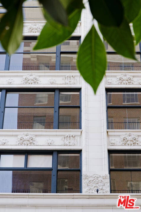 Photo of Listing #25533843