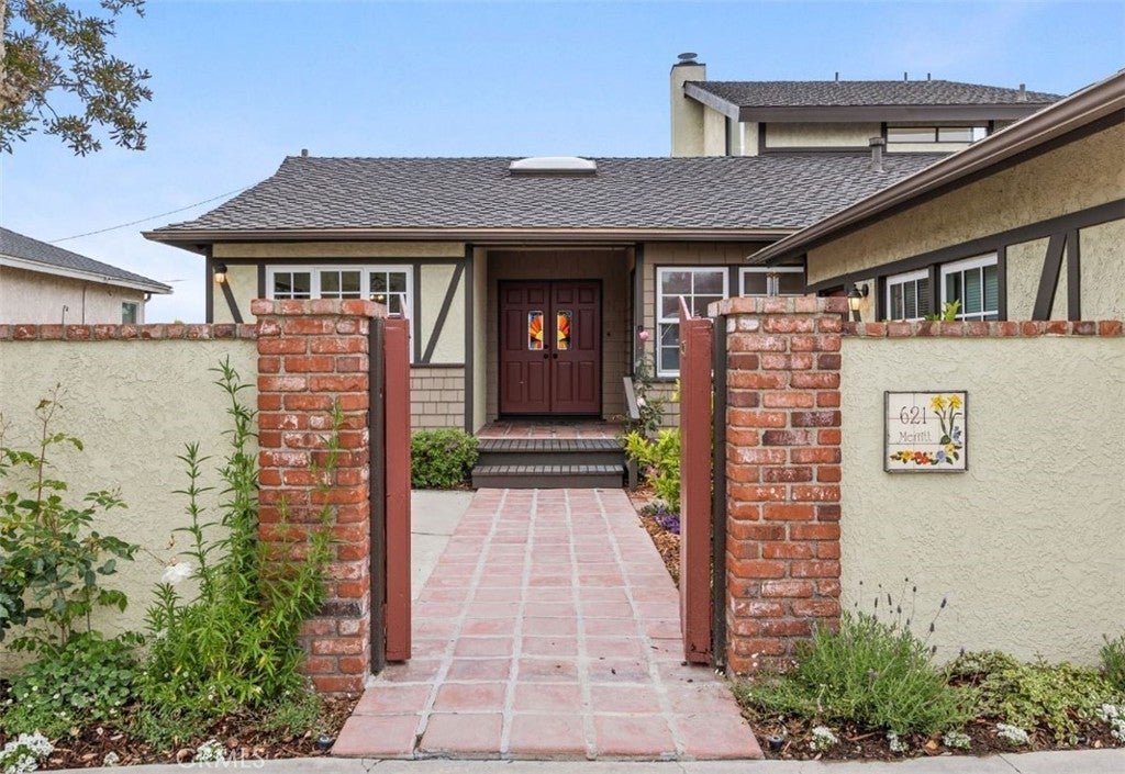 Photo of Listing #SB25070178