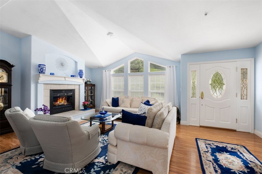 Photo of Listing #OC25098616