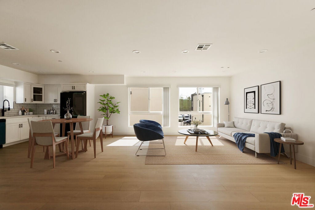 Photo of Listing #25534161