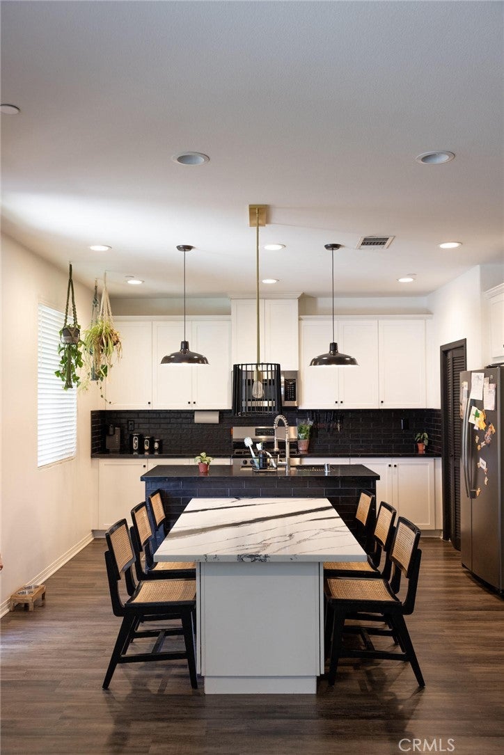 Photo of Listing #SW25099043