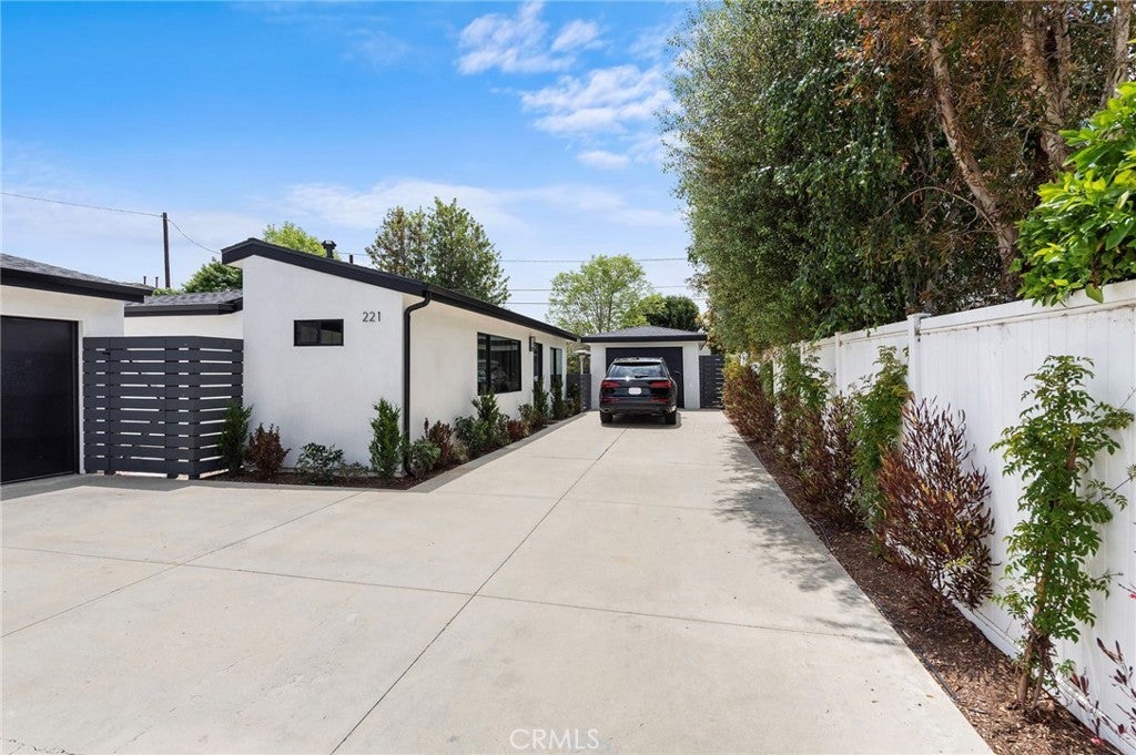 Photo of Listing #LG25099087