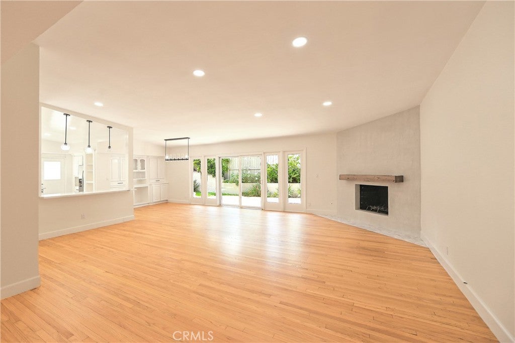 Photo of Listing #SR25099116