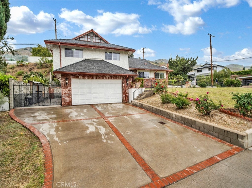 Photo of Listing #SR25099587