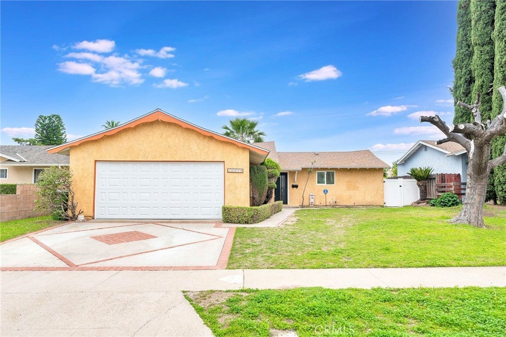 Photo of Listing #SR25099872