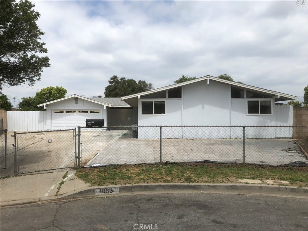 Photo of Listing #OC25099979