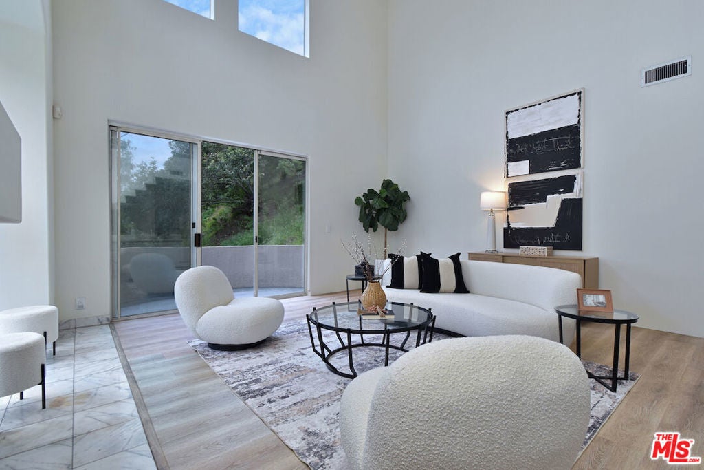 Photo of Listing #25534634