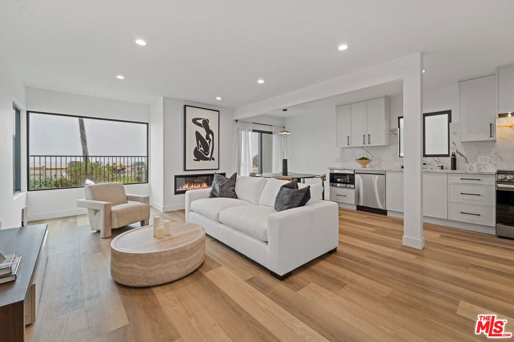 Photo of Listing #25534267