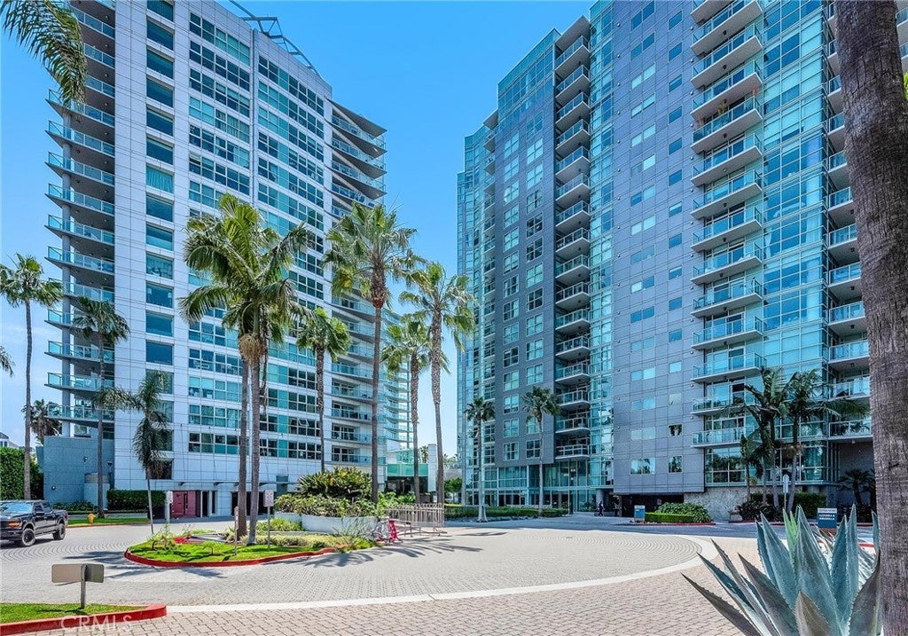 Photo of Listing #SR25032242