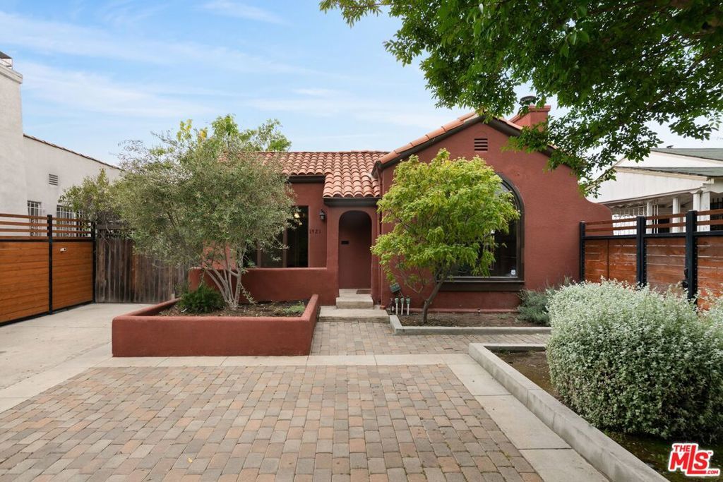 Photo of Listing #25532985